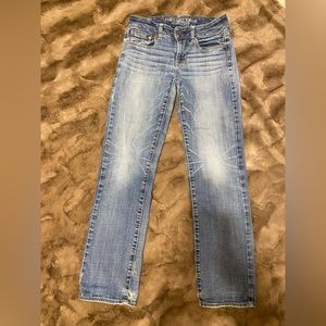 5/$25 American Eagle Denim straight leg jeans